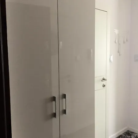 Apartament דירה קולובז'ג